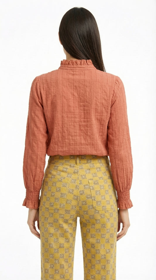 Blusa Volante Cuello Alto