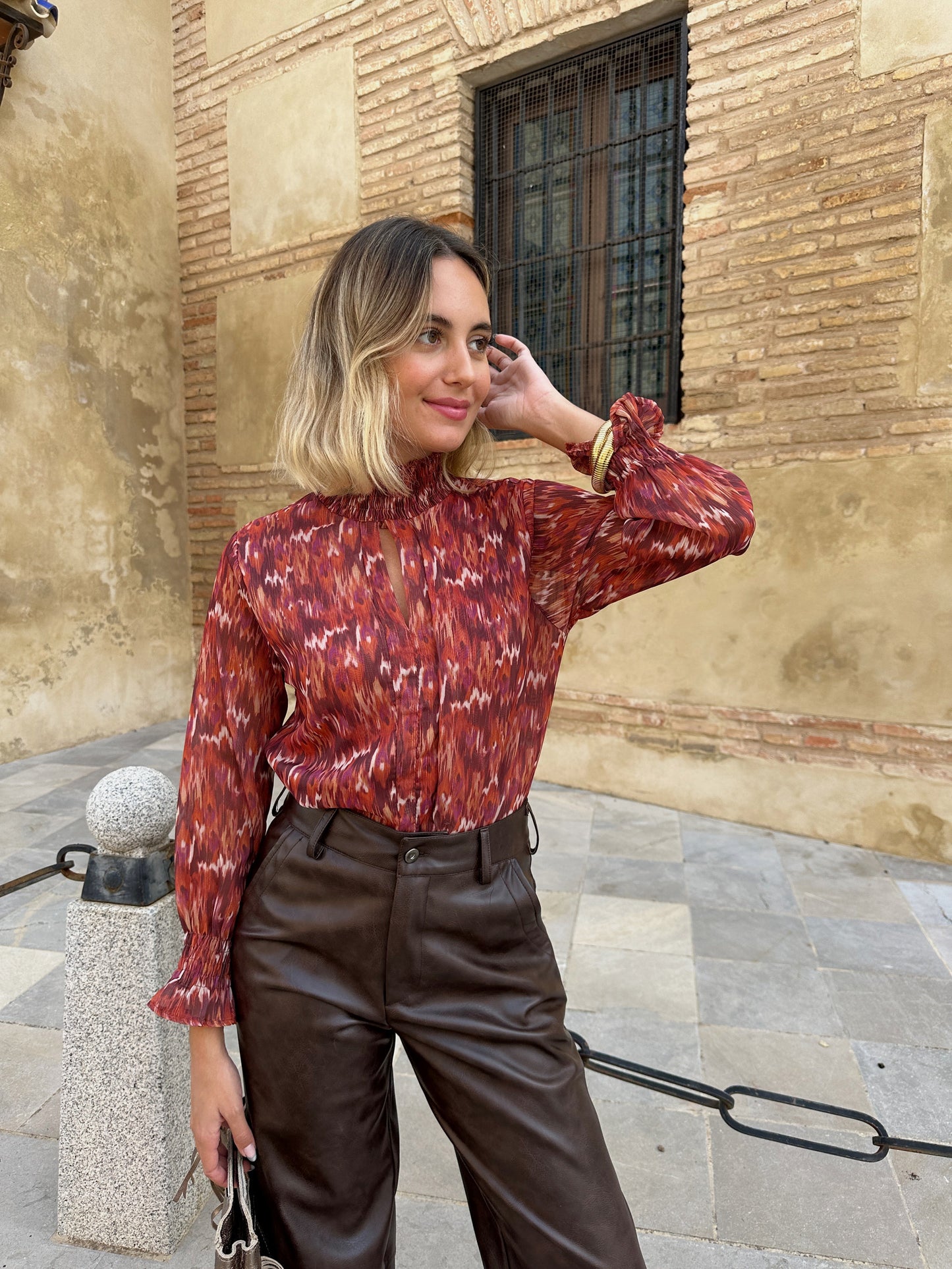 Blusa Cuello Fruncido Estampada