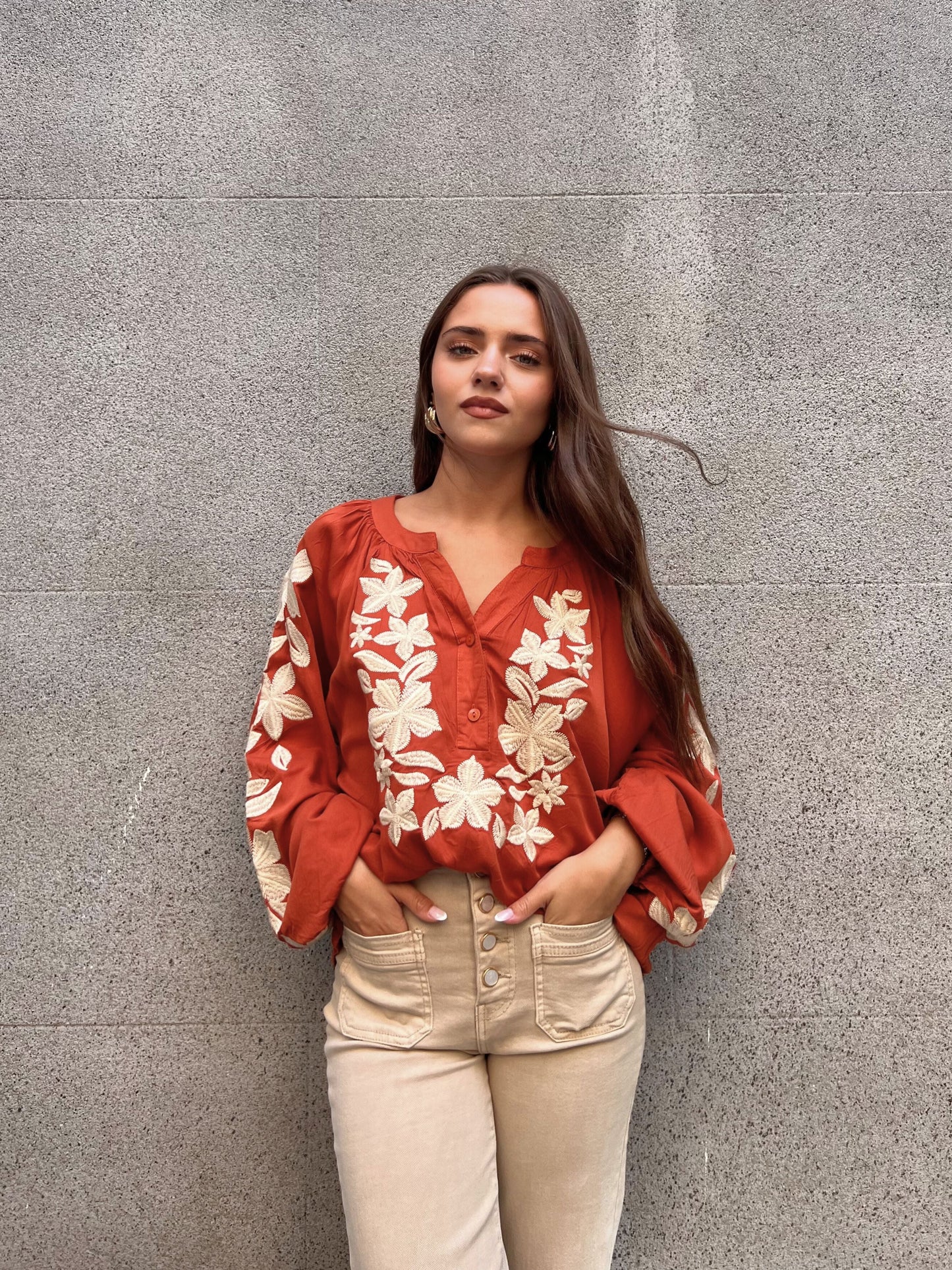 Blusa Bordada Floral