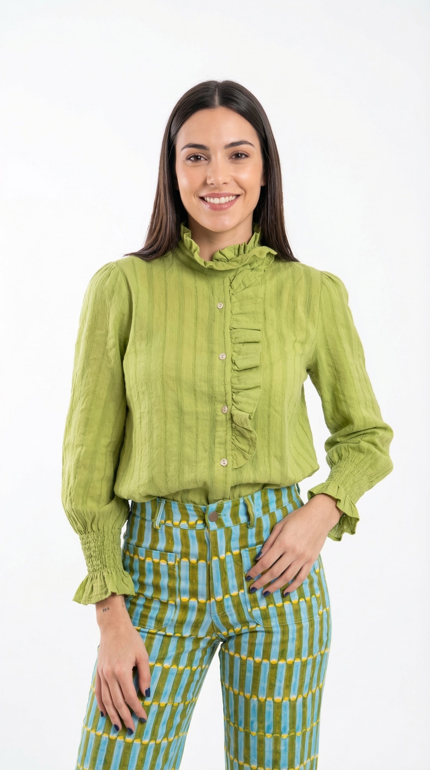 Blusa Volante Cuello Alto