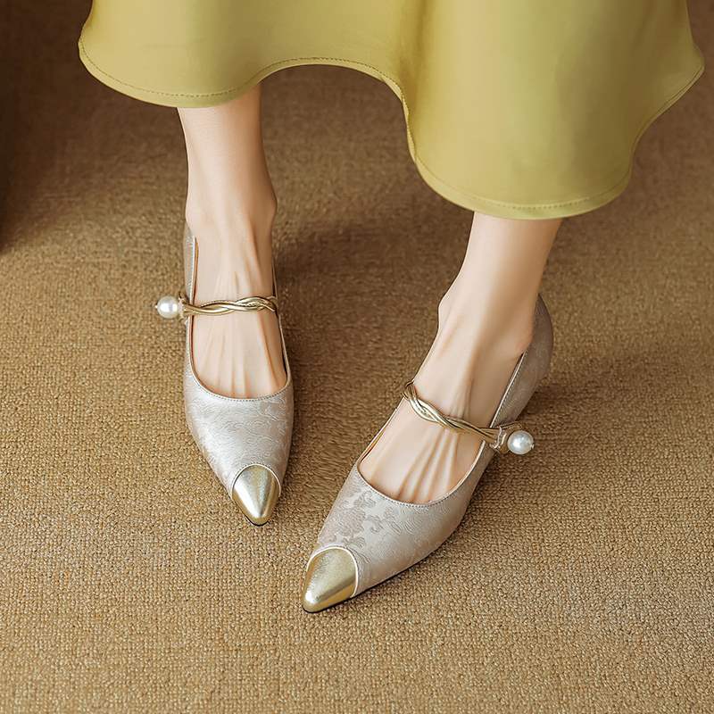 Tacones T-Bar Punta Metalizadaᵛᶜ