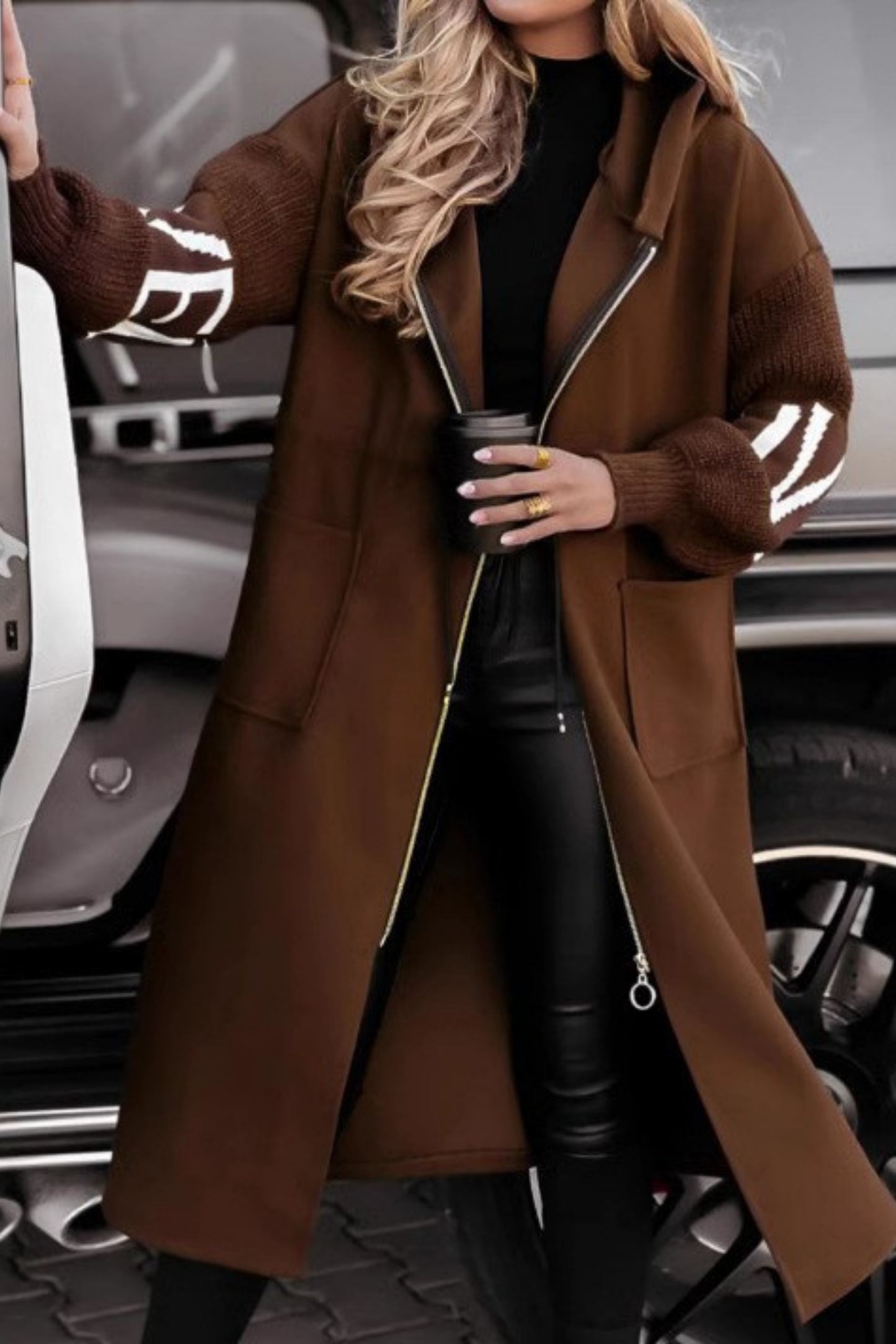 Elena | Chaqueta de mujer con mangas de punto y capucha